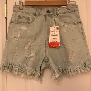 Zara Jean short shorts